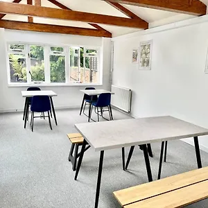 Guest house Centre, Gloucester